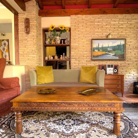 Villa Escobadd